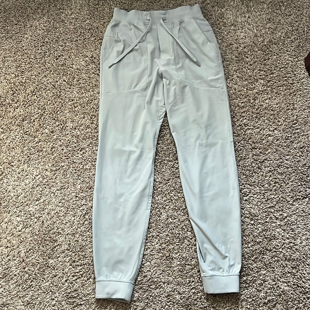 Lululemon Gray XS Sweatpants/Joggers
